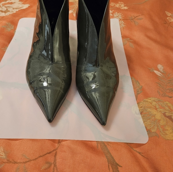 Celine Gray Patent Leather Ankle Boots - EU 41/US 10 - Picture 2 of 8